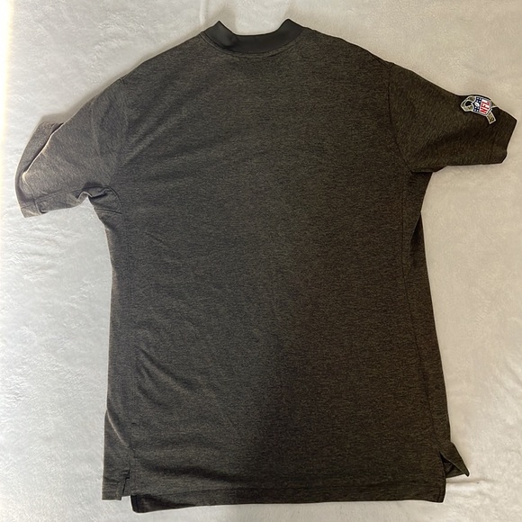 Nike Dri-Fit Salute to Service Las Vegas Raiders Henley Tee - Picture 10 of 10